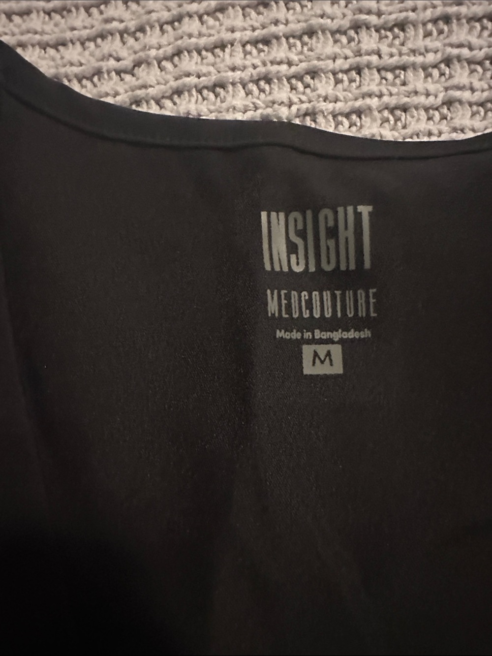 Med Couture Black V-Neck Short Sleeve Top - Picture 2 of 3
